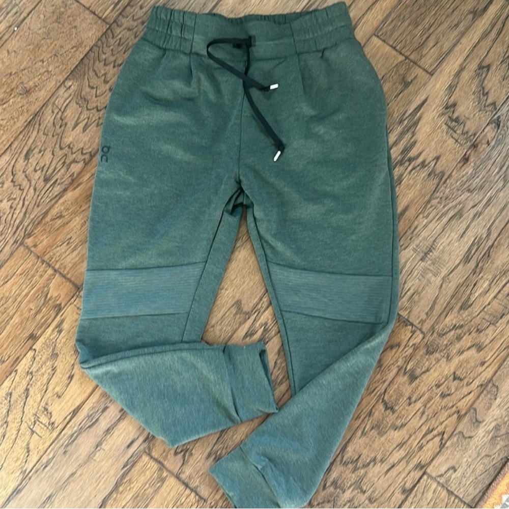 On Running Gray Sweat Pants